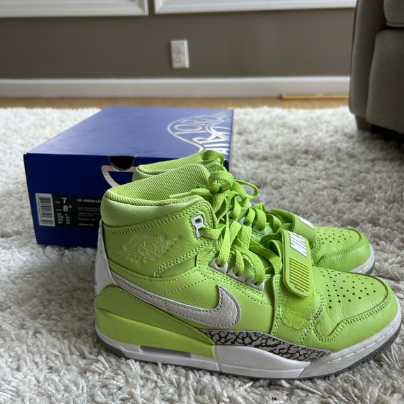 air jordan legacy 312 nrg ghost green